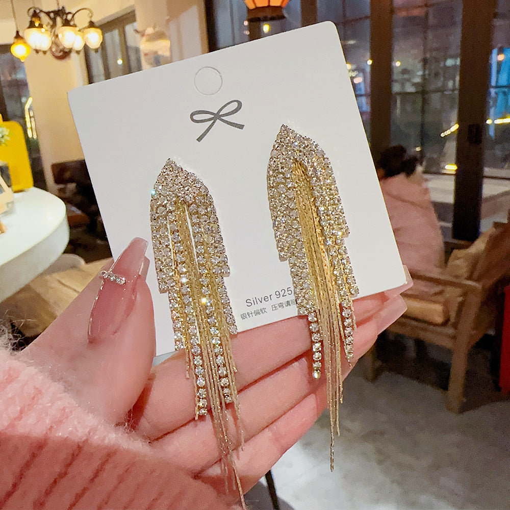 Light Luxury Pearl Earrings