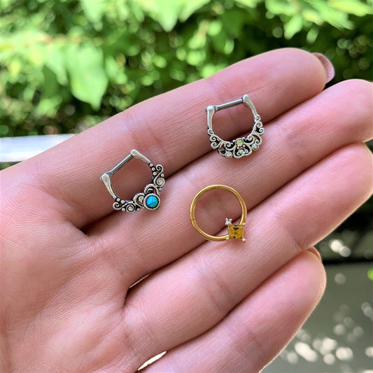 16G 3/8 Aurora Gem Scrolling Hearts Cartilage Clicker