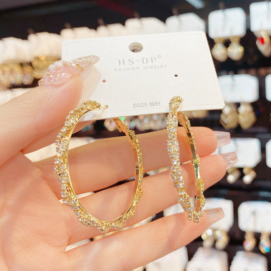 Exaggerated Rhinestone Ear Ring