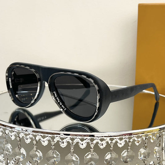 Toad-shaped Camouflage Sunglasses