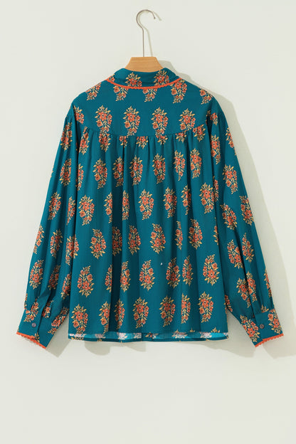 Plus Size Floral Lacy Trim Pleated Shirt