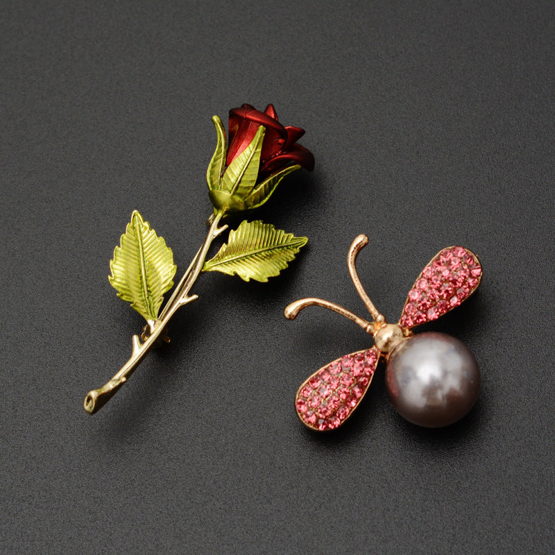 High-end Pearl Rhinestone Bee Brooch