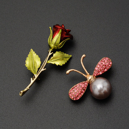 High-end Pearl Rhinestone Bee Brooch