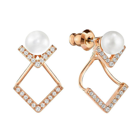 Elegant Pearl and Diamond Jewelry