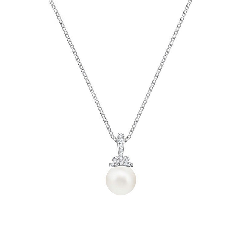 Elegant Pearl and Diamond Jewelry