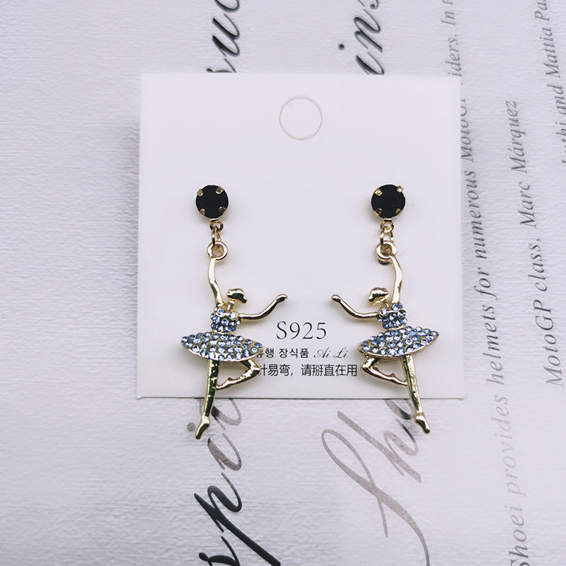 Golden Euro-Korean Pearl Bow Ear Team