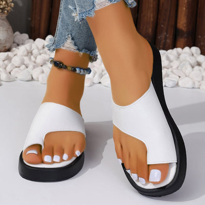 Women's Thick-soled Clip Toe Flat Slippers