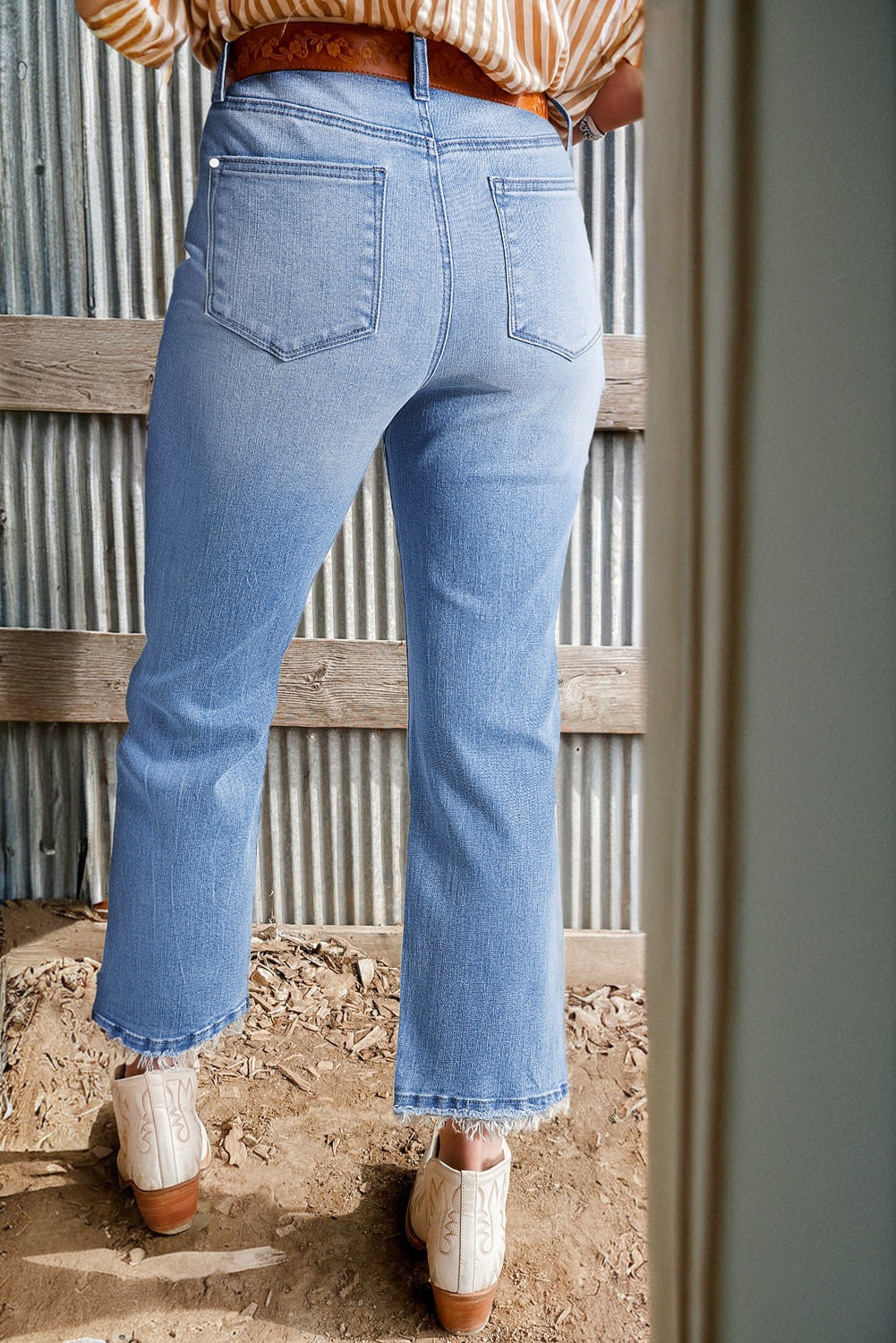 Solid Mineral Wash Raw Hem Flared Jeans