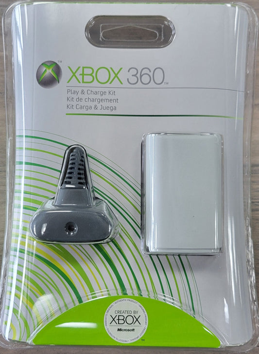 White Play and Charge Kit (Xbox 360)