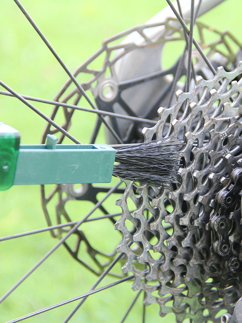Bike Chain Cleaner & Brush Set