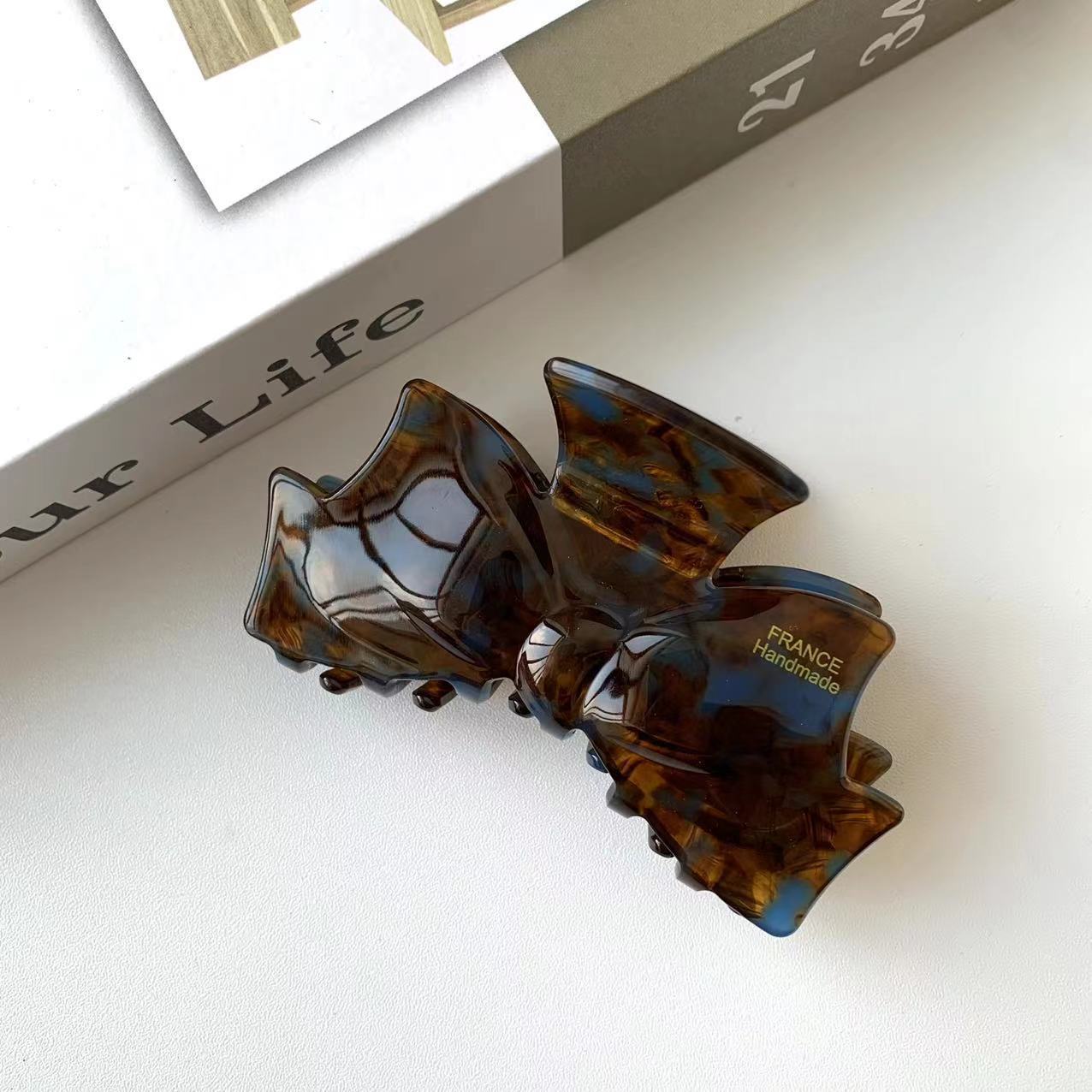 Maillard High Grade Bow Acetate Grip