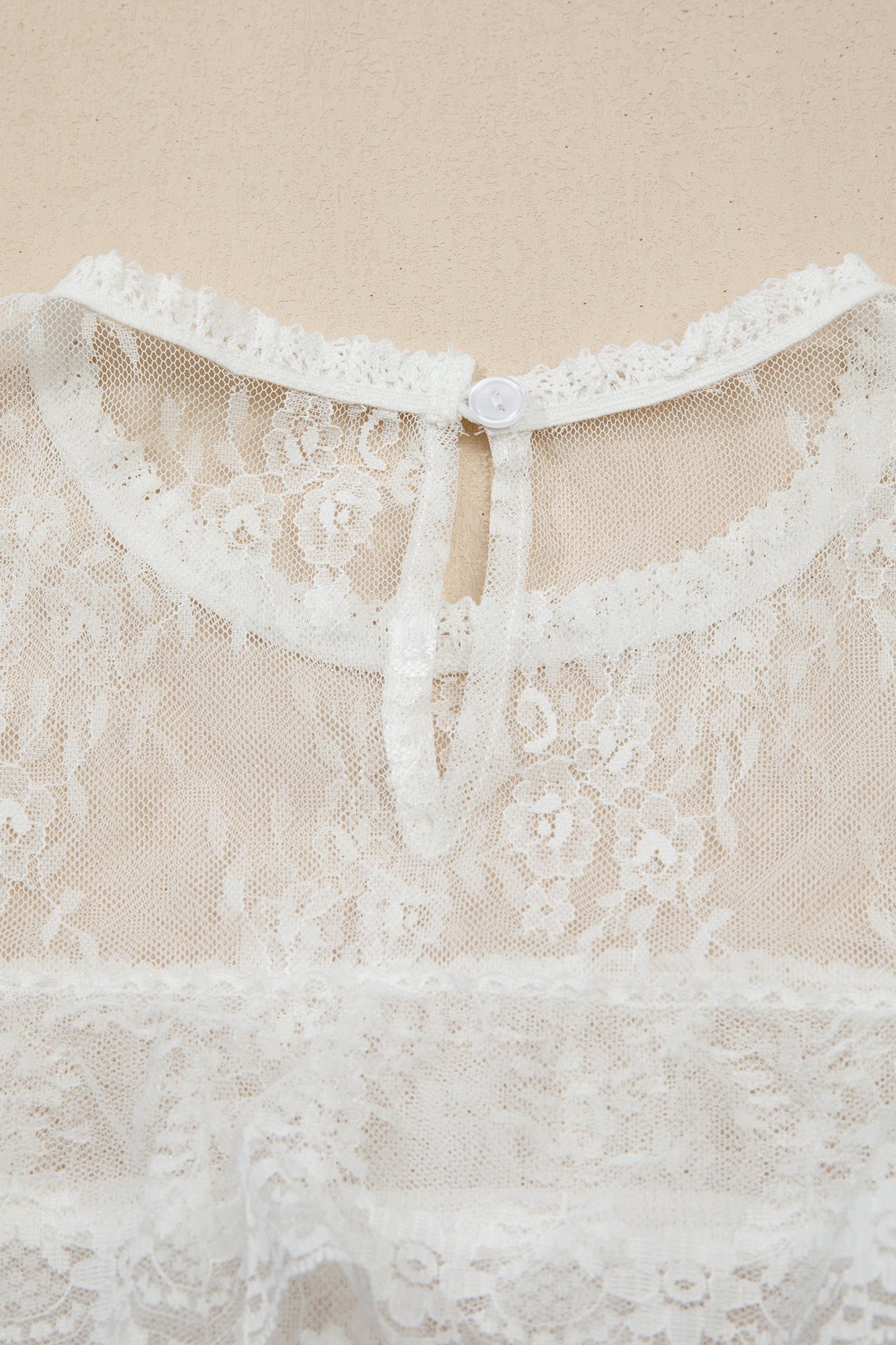 2pcs Sheer Floral Lace Ruffle Tiered Blouse