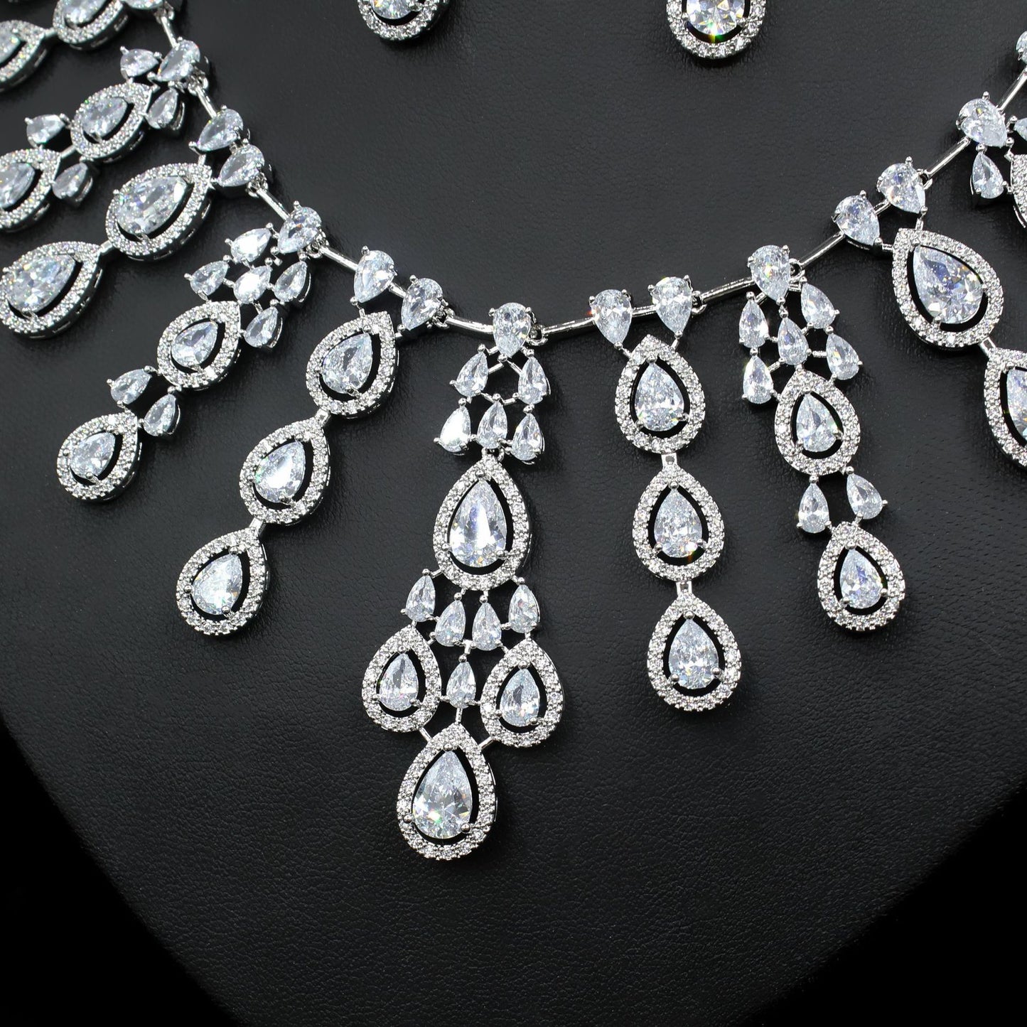 Women's Fashion Water Drop Zircon Necklace Earrings Set