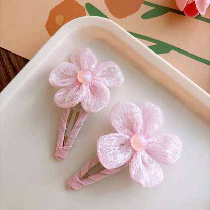 Sweet Snow Yarn Flower Children's Barrettes