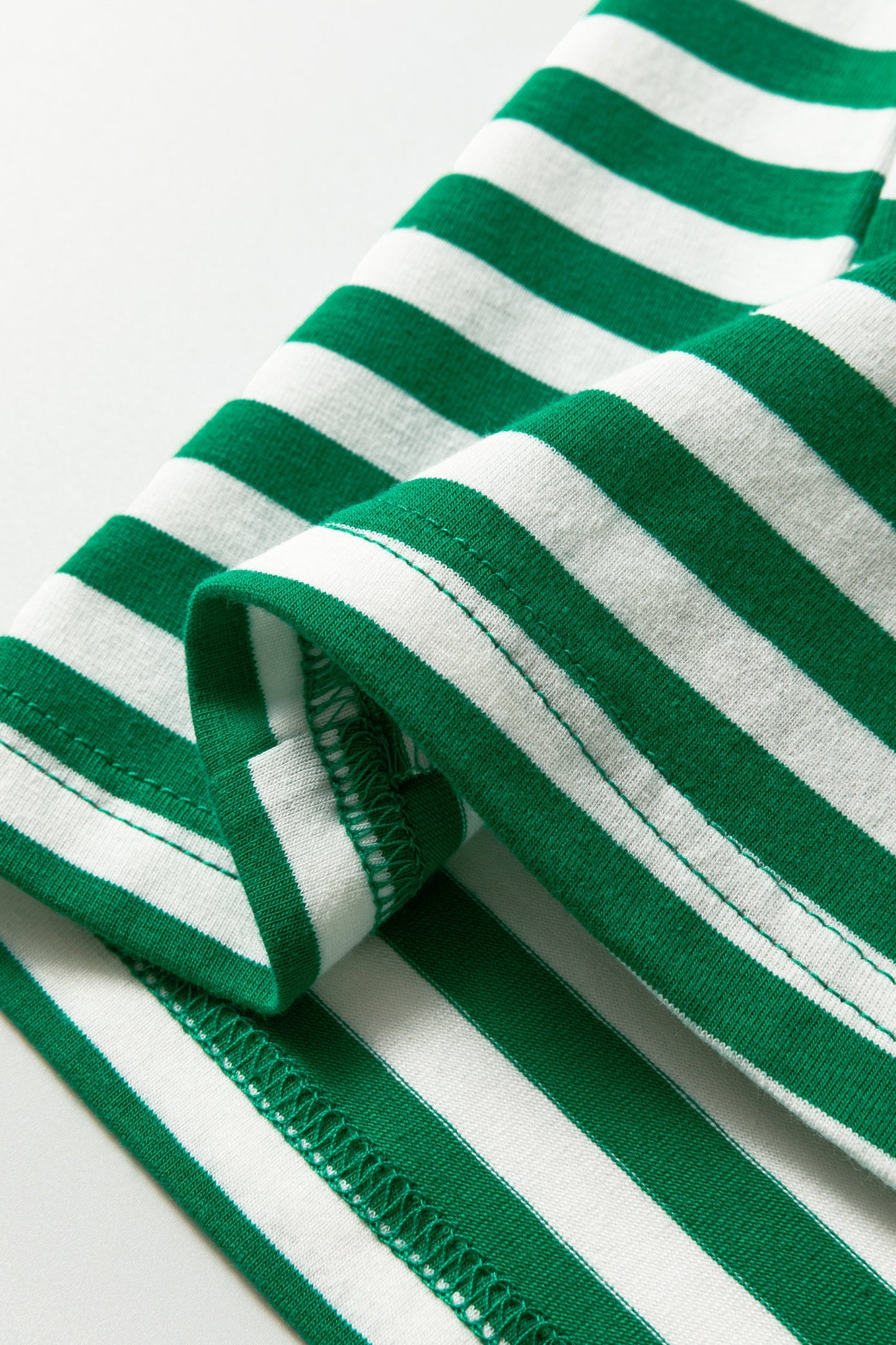 Stripe Collar V-Neck Short Puff Sleeve Top