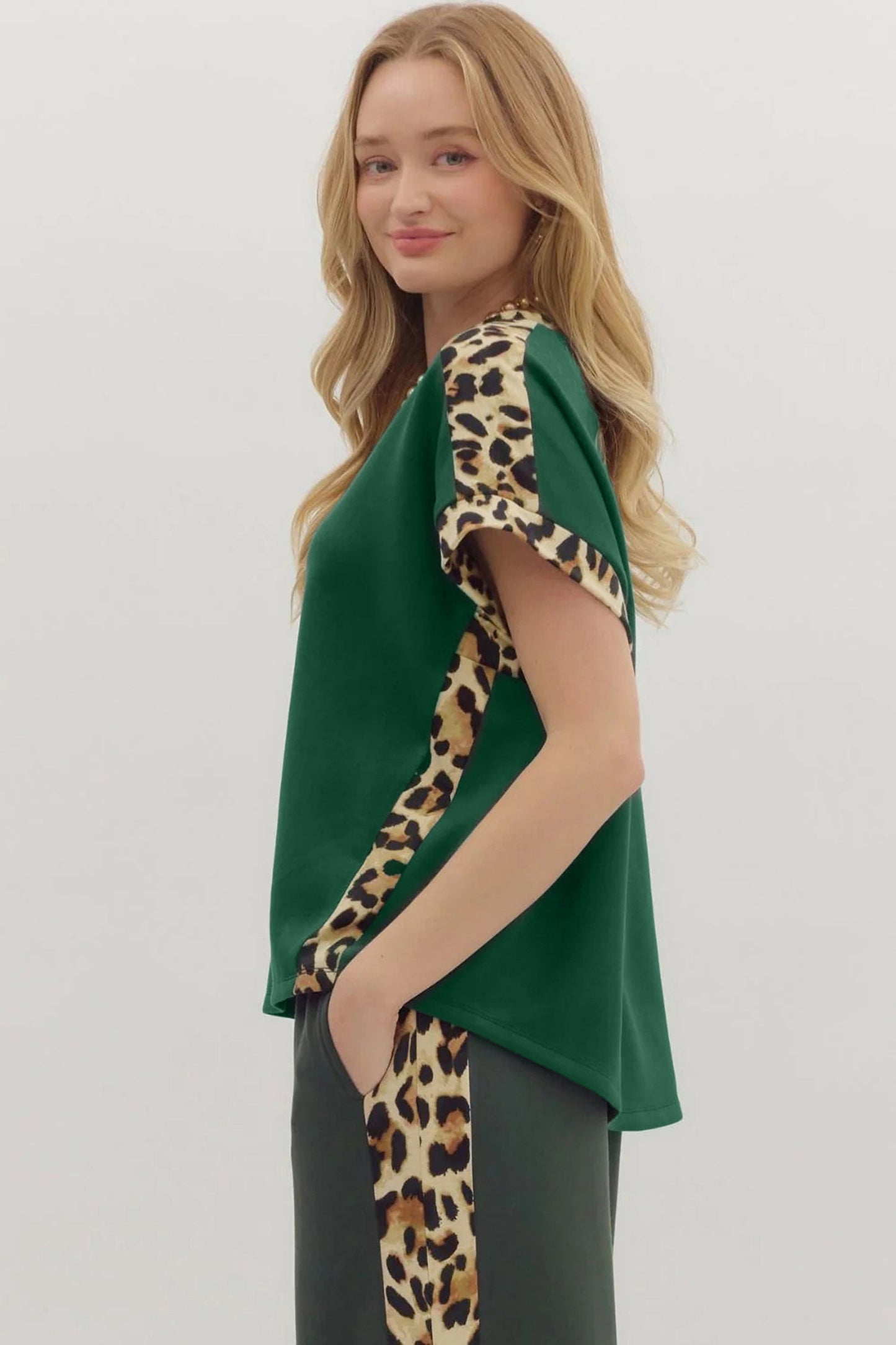 Leopard Trim Round Neck Loose T-Shirt