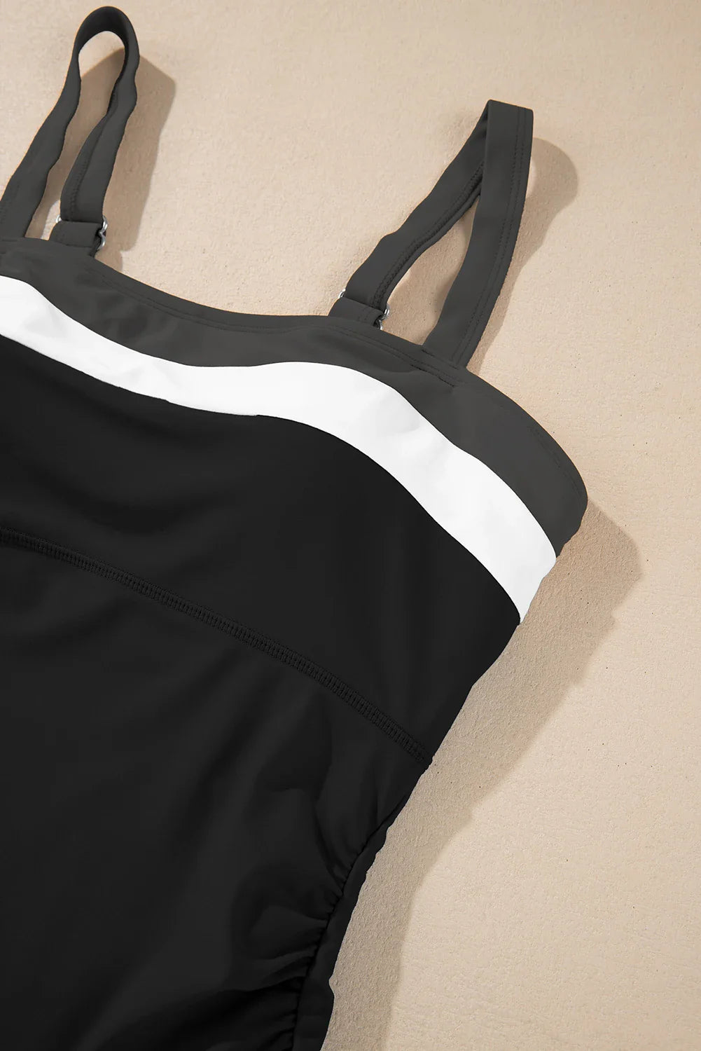 Colorblock Square Neckline One-Piece Swimsuit