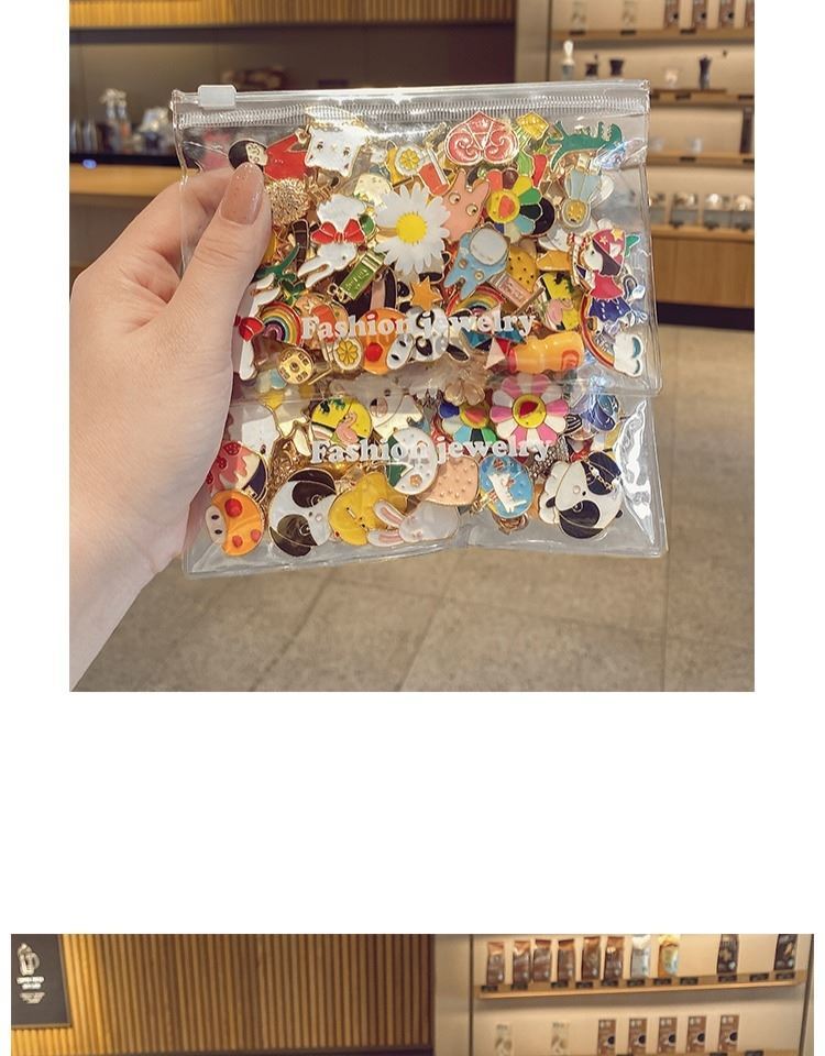 Brooch Women's Cute Small Badge Cartoon Pin