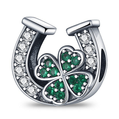 Lucky U-shaped Horseshoe Clover Pendant