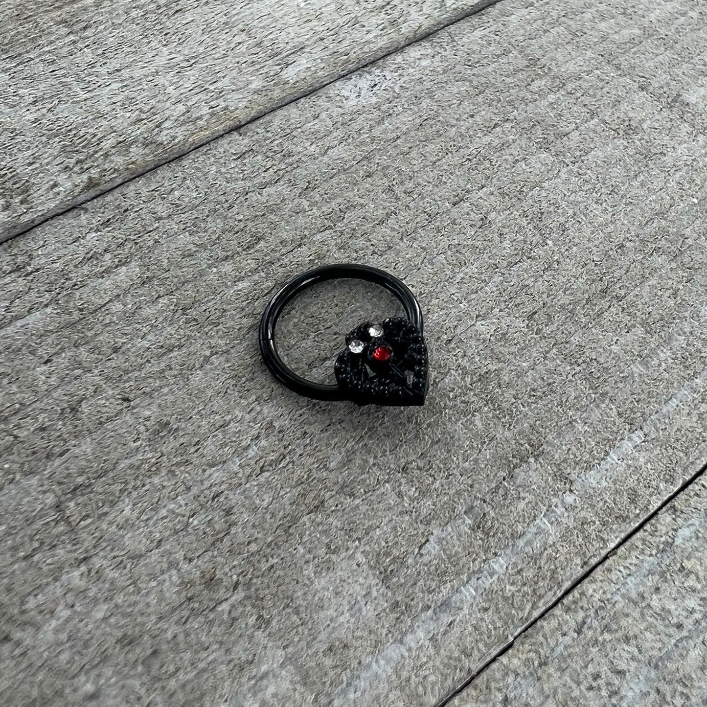 16G 3/8 Red Clear Gem Black Key Heart Hinged Segment Ring