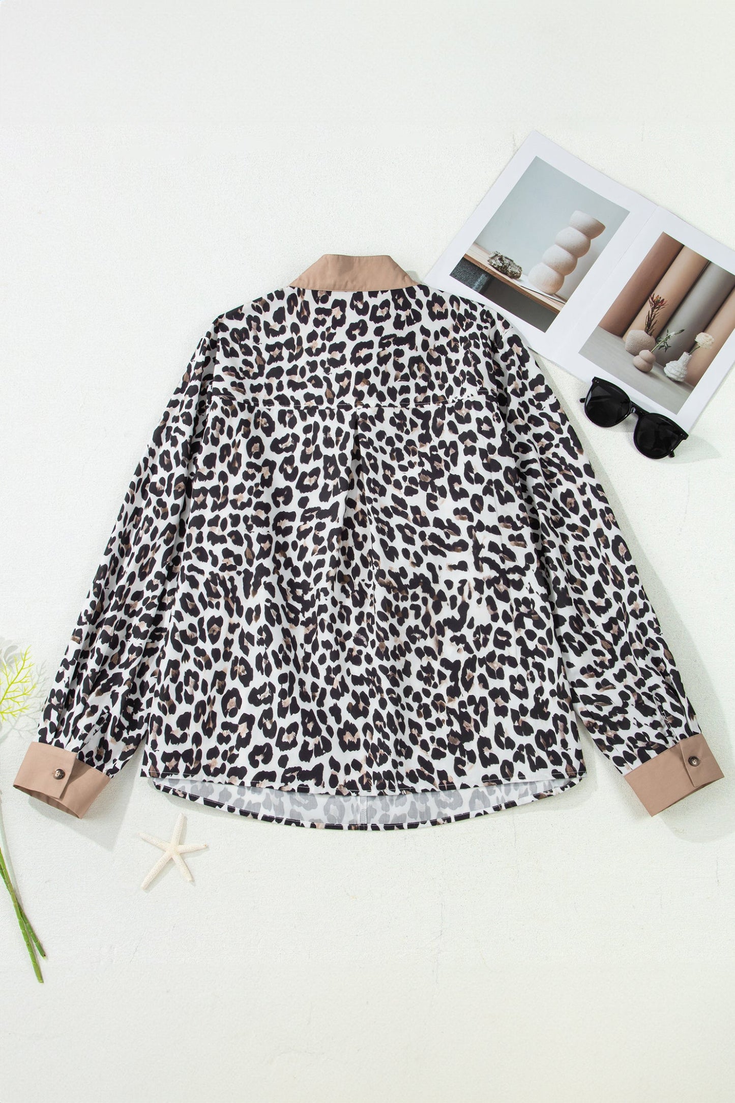 Plus Size Leopard Contrast Trim Button Top
