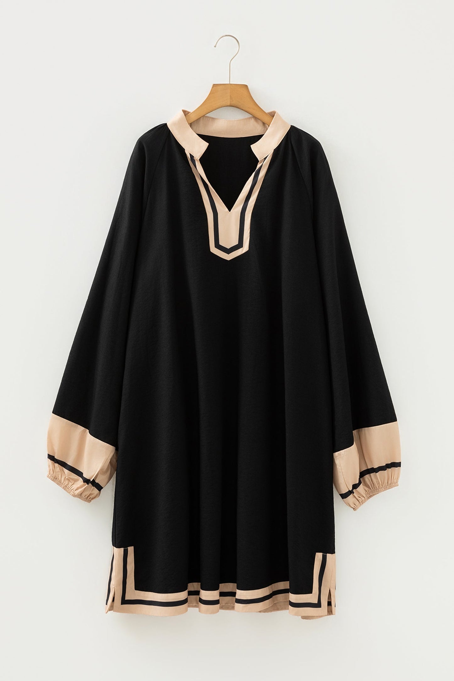 Plus Size Stripe Trim V-Neck Shift Dress