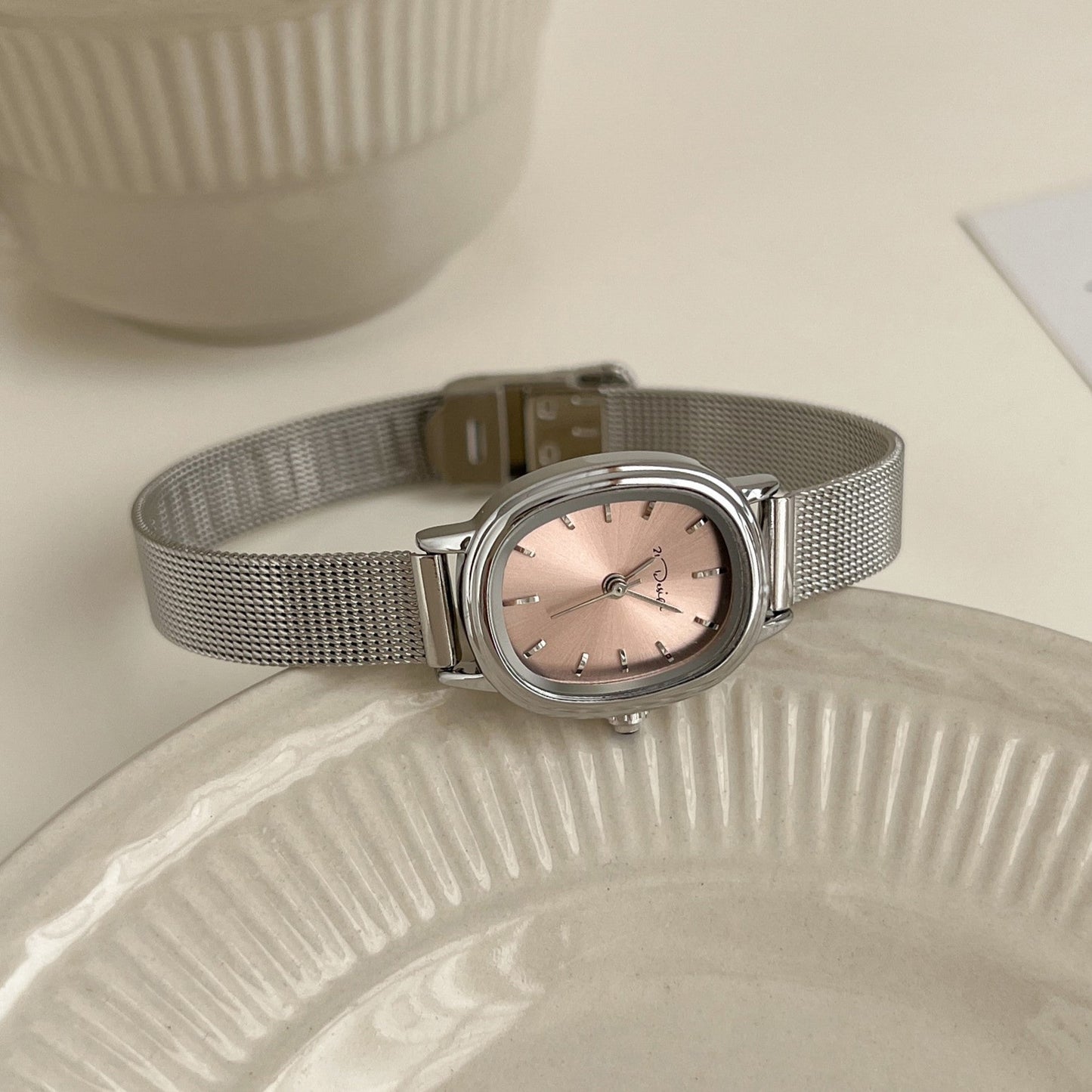 Women's Oval Mesh Strap Watch