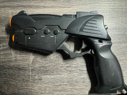 Point Blank 2 / AREA 51 w/Gun Peripheral (Playstation)