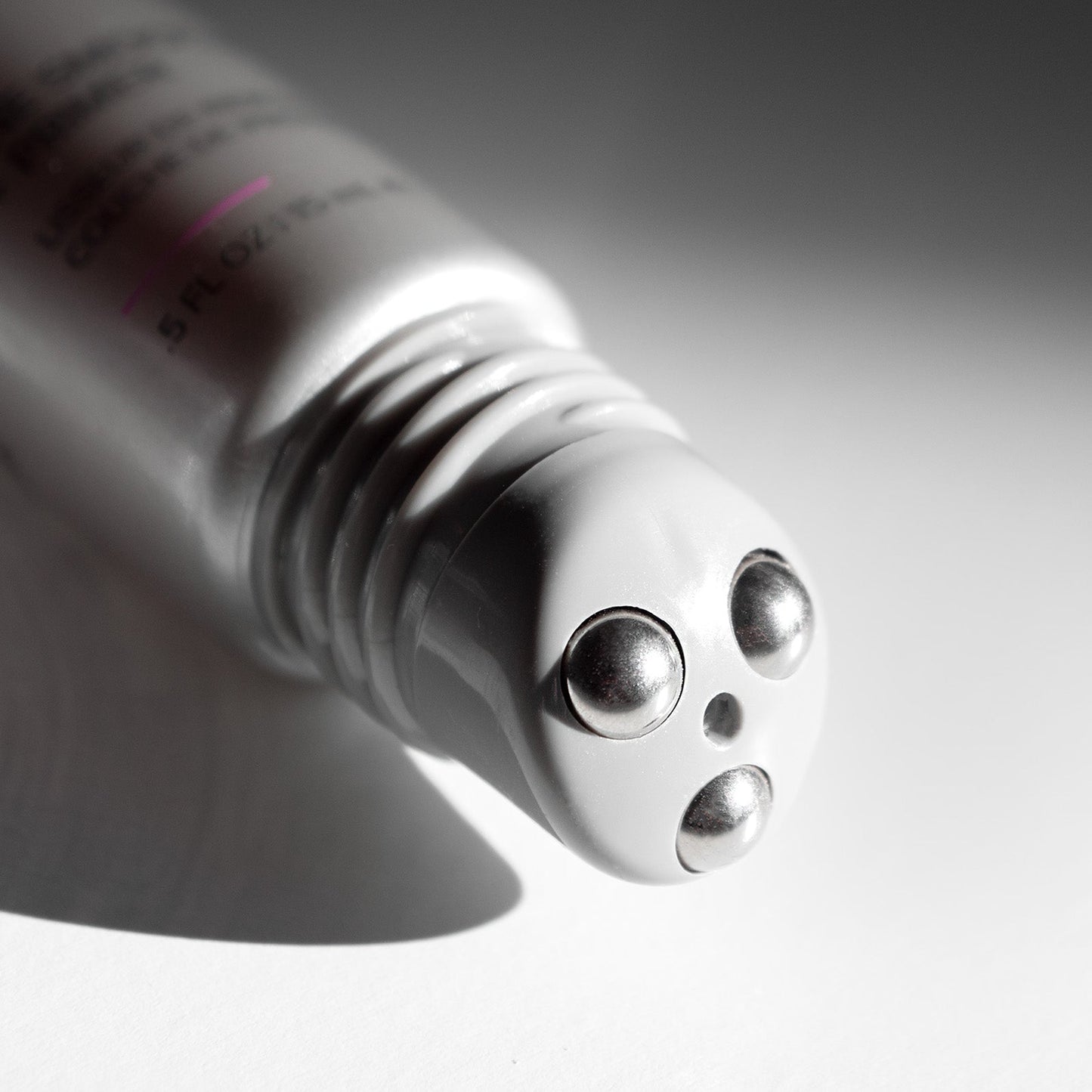 Line Smoother + Primer with Neodermyl®