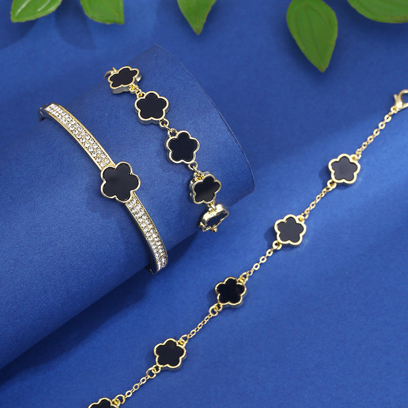 Lucky Flower Lace Bracelet Set