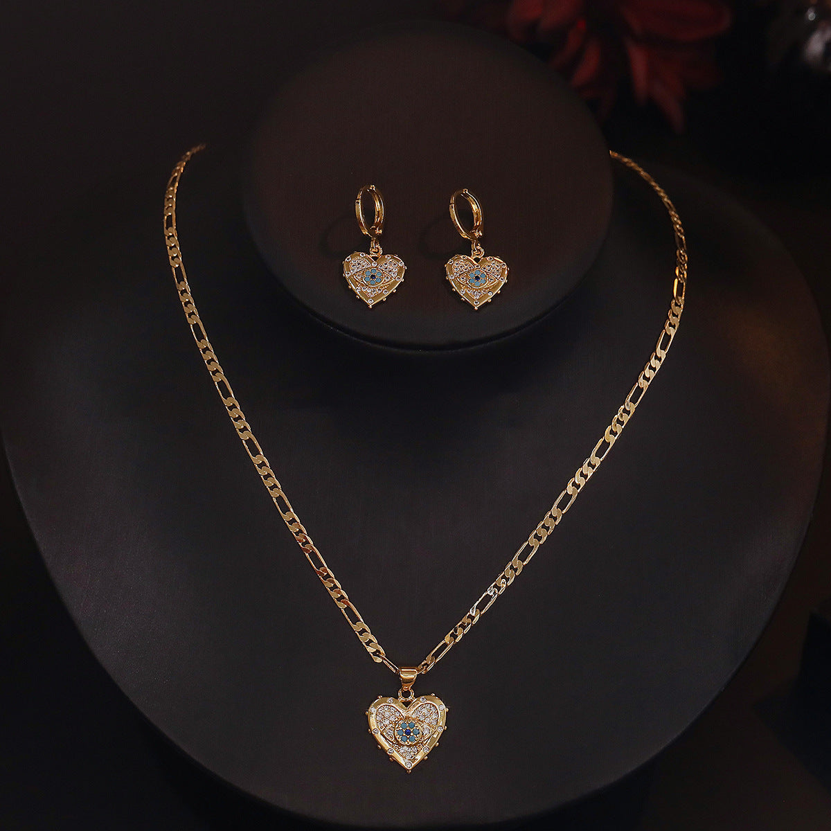 Heart-shaped Zircon Pendant Necklace and Earrings Set