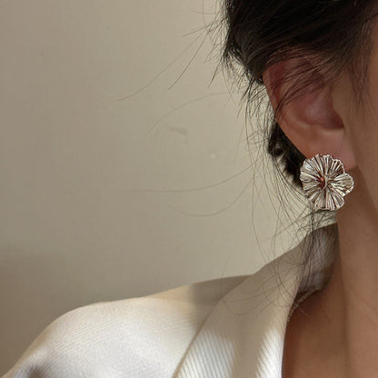 S925 Korean Heavy-duty Flower Earrings