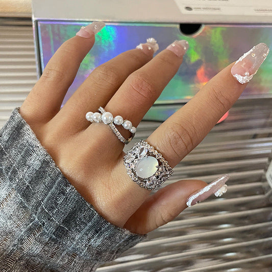 High-grade Zircon Open-end Pearl Ring