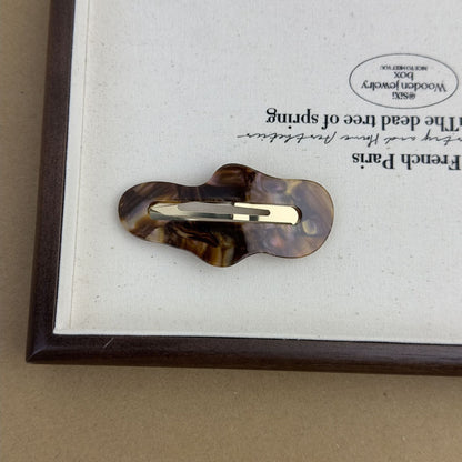 Irregular Hollow-out Clouds Acetate Hairpin