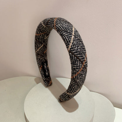 Gentle Temperament Warm Plaid Woolen Headband