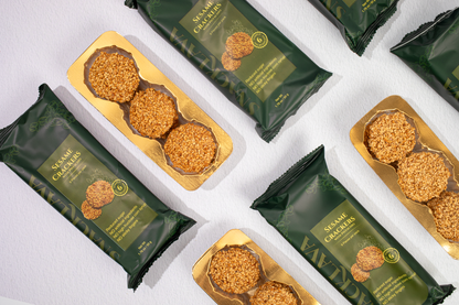Sesame Crackers Pistachio - Snacklava® | 20 Packs