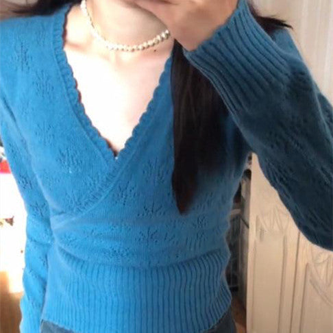 Pure Desire Style Blue Lace V-neck Sweater
