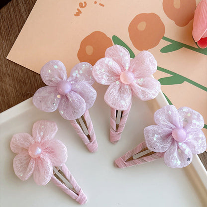 Sweet Snow Yarn Flower Children's Barrettes