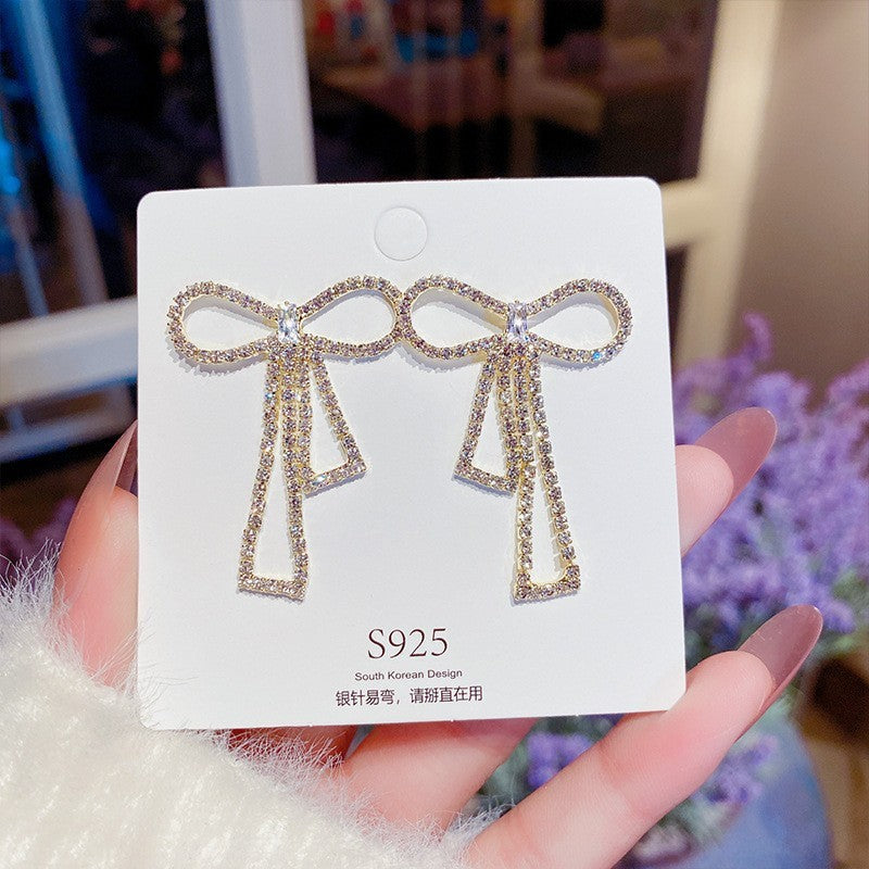 Light Luxury Pearl Earrings