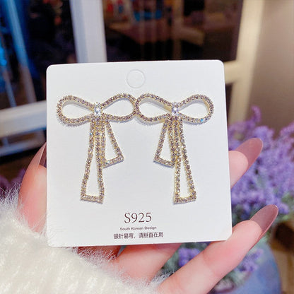 Light Luxury Pearl Earrings