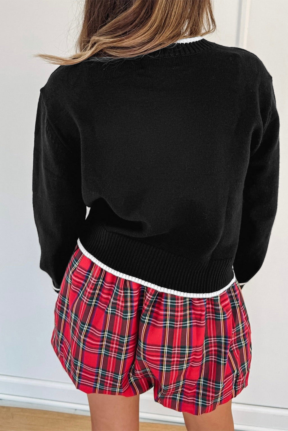 Bow Tie Contrast Trim Cropped Sweater