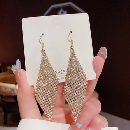 Light Luxury Pearl Earrings