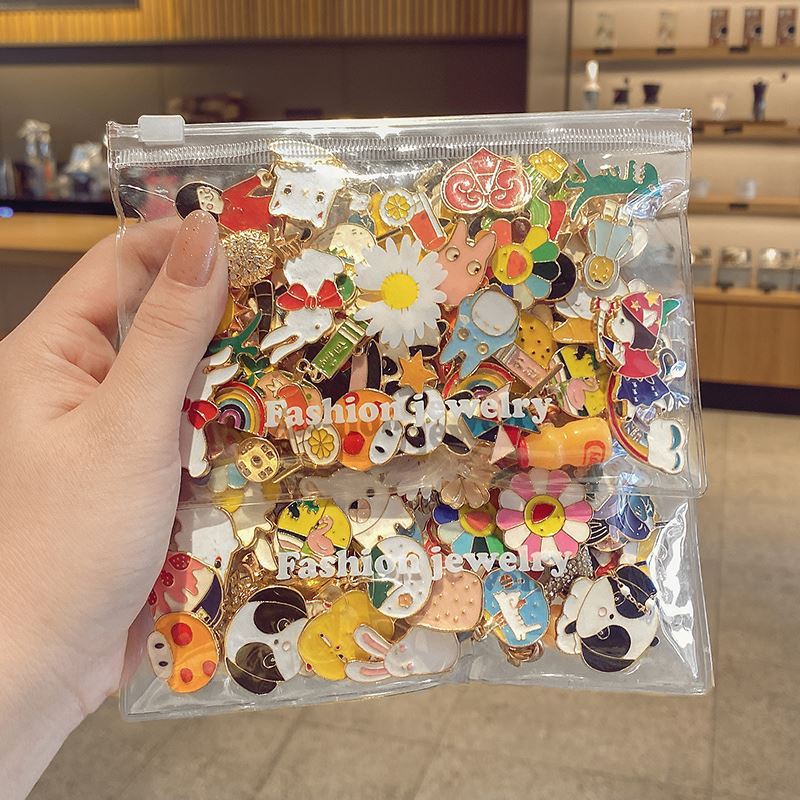 Brooch Women's Cute Small Badge Cartoon Pin