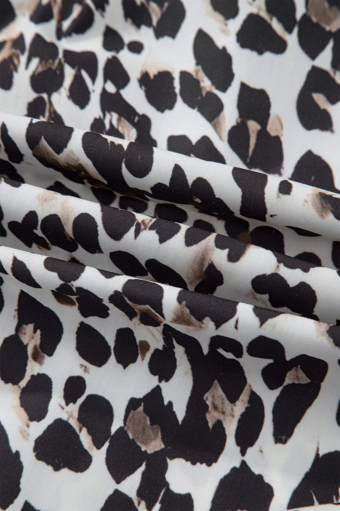 Plus Size Leopard Contrast Trim Button Top