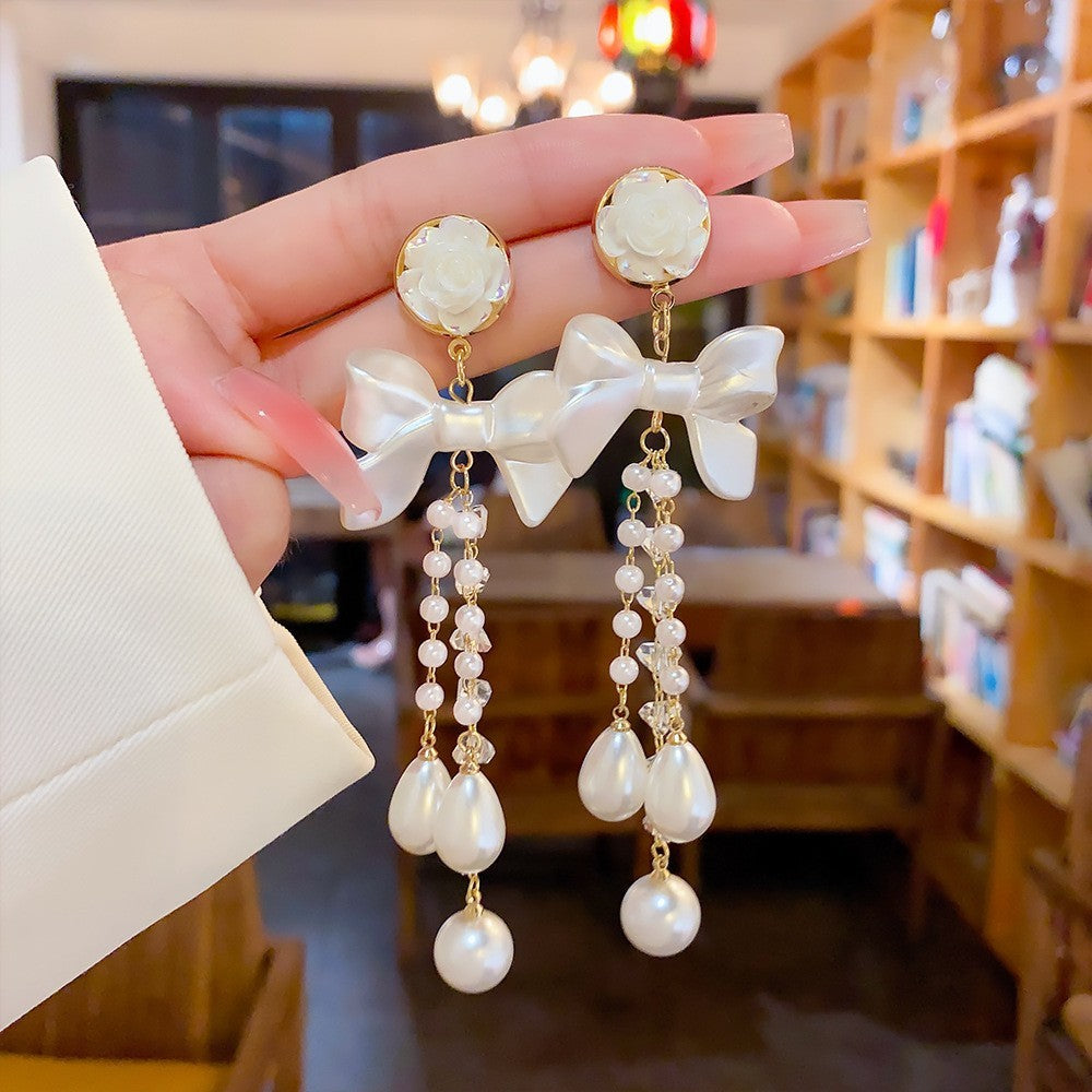 Light Luxury Pearl Earrings