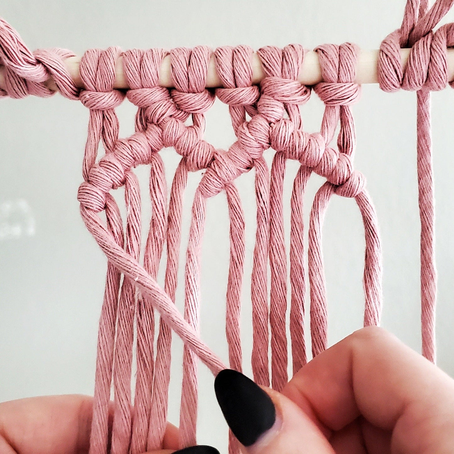 Macrame wall hanging pdf pattern "valentine"