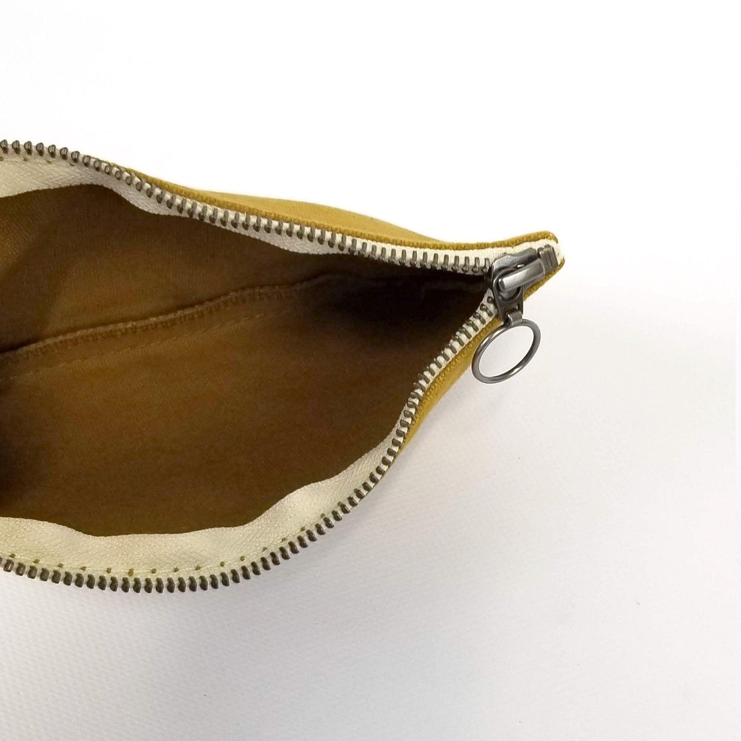 Made Free Pouch